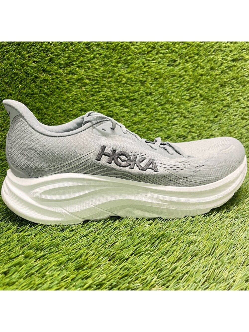 Hoka One One Clifton 11 Mens Size 12 Gray White Athletic Running Shoes Sneakers